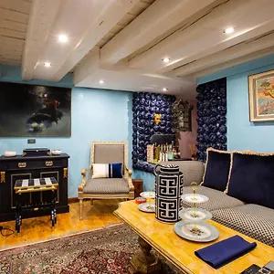 Luxury In Apartment